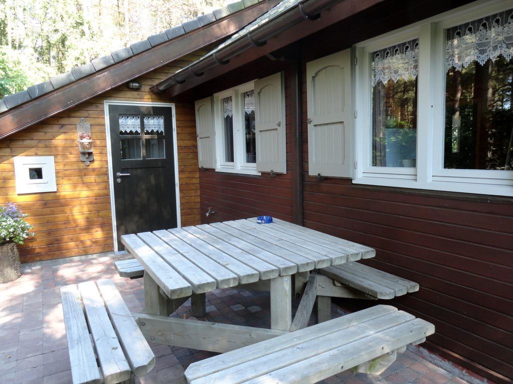 הוילה אאוד - טורנהוט Luxurious Chalet In Oud Turnhout With Large Garden מראה חיצוני תמונה
