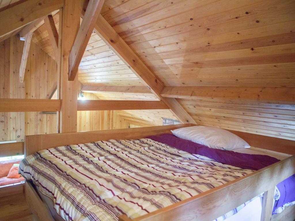הוילה אאוד - טורנהוט Luxurious Chalet In Oud Turnhout With Large Garden מראה חיצוני תמונה